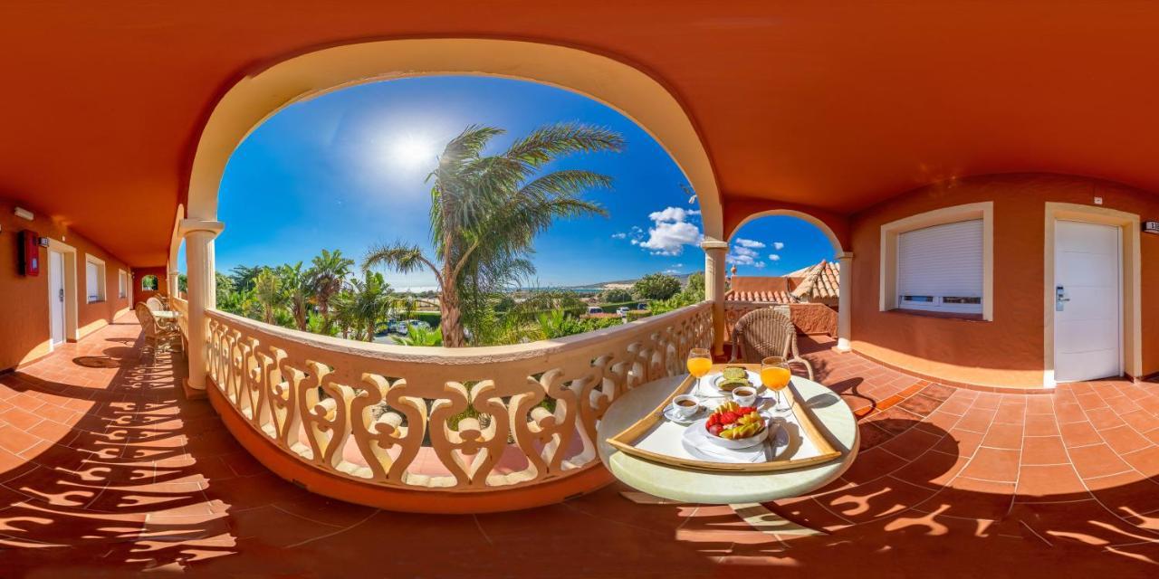 Hotel Copacabana Tarifa Beach Exterior photo