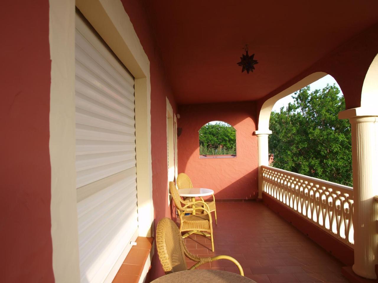 Hotel Copacabana Tarifa Beach Exterior photo