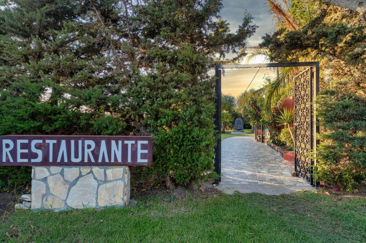 Hotel Copacabana Tarifa Beach Exterior photo